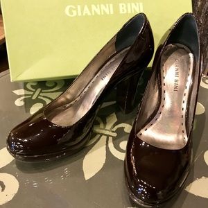Gianni Bini patent leather pumps